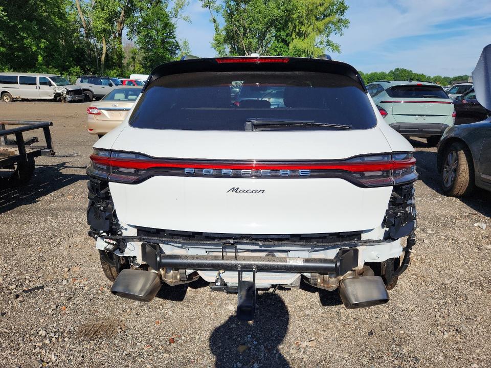 2025 Porsche Macan VIN WP1AA2A50SLB09114 COPART salvage auction — REAR END, Ct - Cert Of Title-Salvage, sold $31,250 on 2026-07-14 (photo 6)