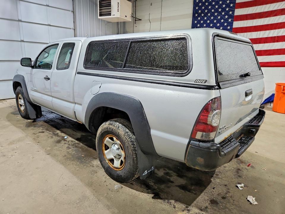 2010 Toyota Tacoma VIN 5TEUX4EN8AZ682314 COPART salvage auction — REAR END, NH - CERTIFICATE OF TITLE, sold $2,200 on 2026-07-14 (photo 2)