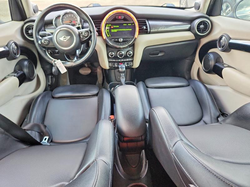 2015 Mini Cooper VIN WMWXU3C59F2B57552 COPART salvage auction — MINOR DENT/SCRATCHES, TN - CERTIFICATE OF TITLE (P), sold $2,250 on 2026-08-10 (photo 8)