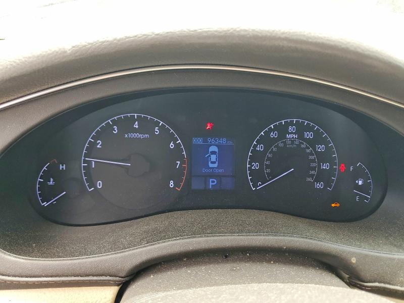 2014 Hyundai Genesis VIN KMHGC4DD4EU261928 COPART salvage auction — REAR END, SC - CERT OF TITLE-SALVAGE, sold $1,150 on 2026-07-27 (photo 9)