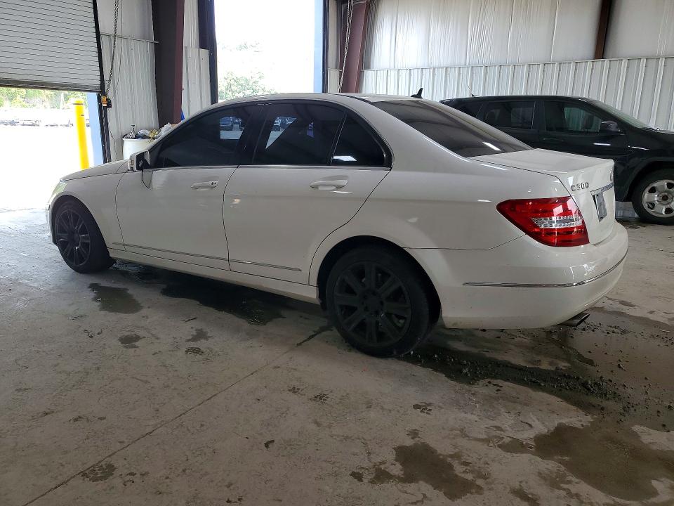 2013 Mercedes-benz C-klasse VIN WDDGF8AB0DA857789 COPART salvage auction — FRONT END, Pa - Cert Of Title, sold $525 on 2026-08-05 (photo 2)