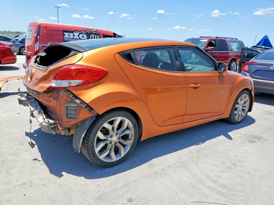 2013 Hyundai Veloster VIN KMHTC6AD4DU147005 COPART salvage auction — REAR END, Tx - Salvage Vehicle Title, sold $250 on 2026-07-23 (photo 3)