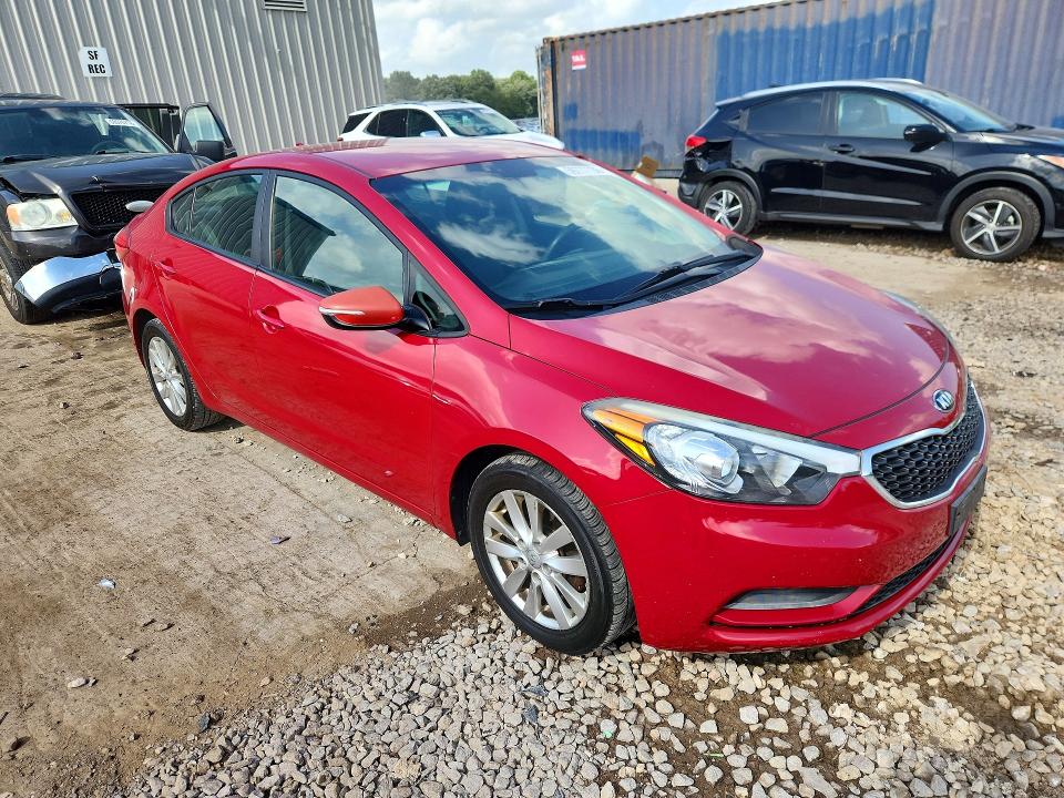 2015 Kia Forte VIN KNAFX4A63F5381321 COPART salvage auction — VANDALISM, Wi - Certificate Of Title, sold $825 on 2026-07-13 (photo 4)