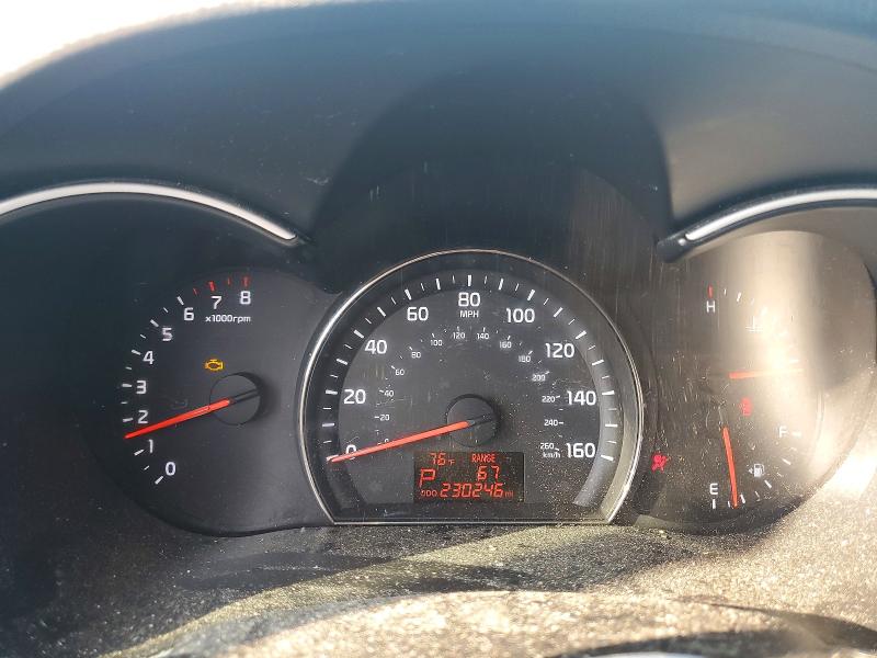 2014 Kia Sorento VIN 5XYKTCA64EG476497 COPART salvage auction — SIDE, Nc - Dealer Only Clean Title, sold $950 on 2026-07-24 (photo 9)