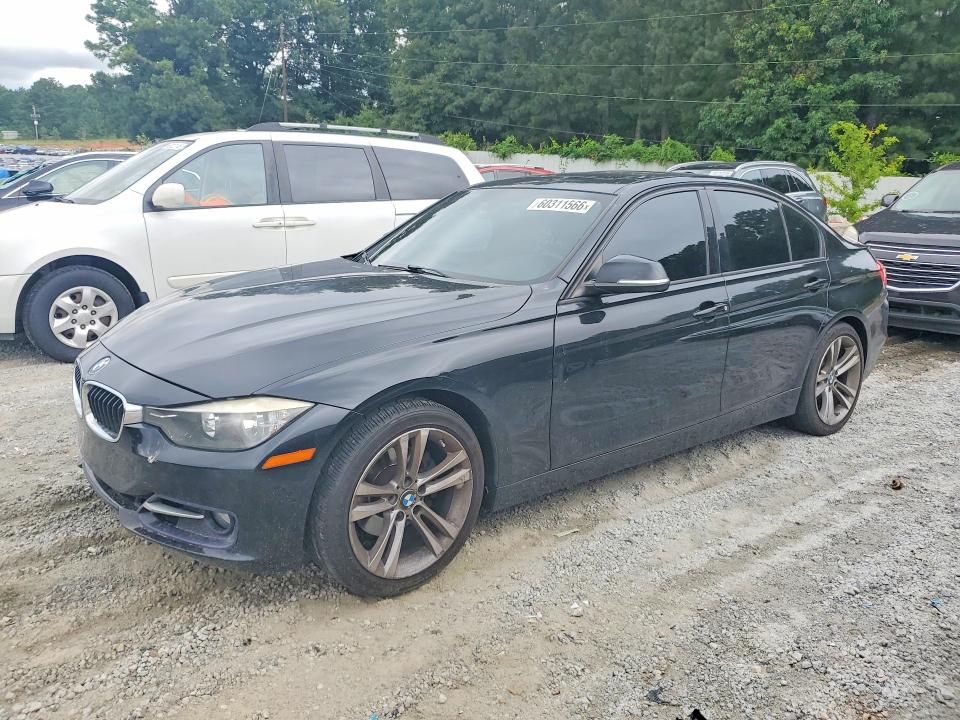 2013 BMW 3 series VIN WBA3A5C54DF355493 COPART salvage auction — MINOR DENT/SCRATCHES, Salvage Title, sold $2,900 on 2026-08-10 (photo 1)