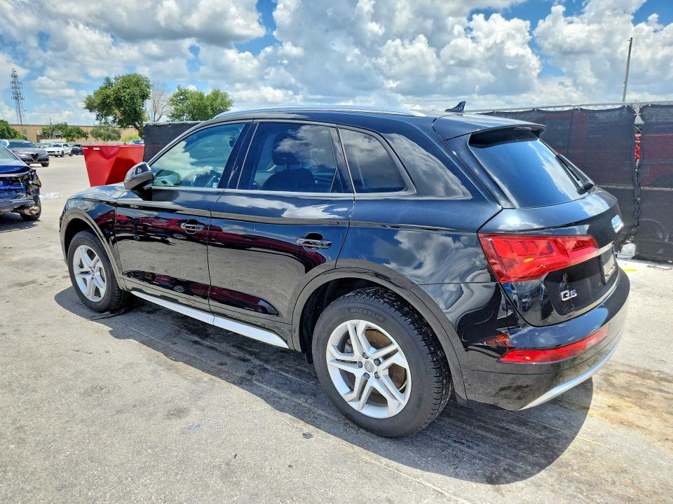 2018 Audi Q5 VIN WA1ANAFY3J2090401 COPART salvage auction — MINOR DENT/SCRATCHES, Fl - Cert Of Title Slvg Rebuildable, sold $25 on 2026-07-30 (photo 2)
