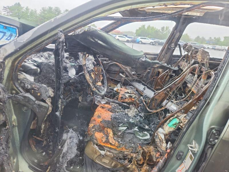 2014 Subaru Forester VIN JF2SJAEC8EH521573 COPART salvage auction — BURN, Ct - Cert Of Title-Salvage, sold $475 on 2026-07-24 (photo 7)