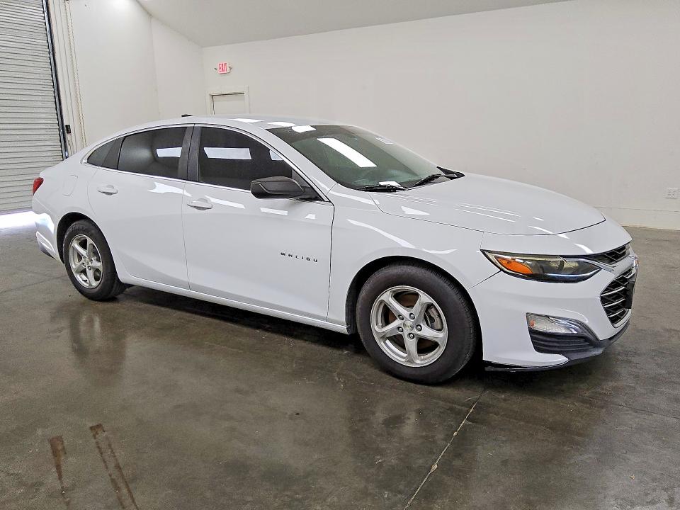 2021 Chevrolet Malibu VIN 1G1ZB5ST9MF050624 COPART salvage auction — MINOR DENT/SCRATCHES, Tx - Certificate Of Title, sold $9,800 on 2026-07-28 (photo 4)
