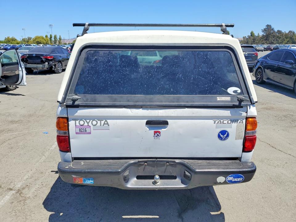 2002 Toyota Tacoma VIN 5TENL42N92Z136062 COPART salvage auction — FRONT END, Ca - Dis/Dlr/Exp Only Clean Title, sold $1,650 on 2026-07-31 (photo 6)