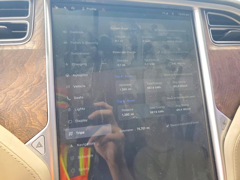2017 Tesla Model x VIN 5YJXCBE2XHF049392 COPART salvage auction — FRONT END, Ca - Cert Of Title-Salvaged, sold $150 on 2026-07-27 (photo 9)