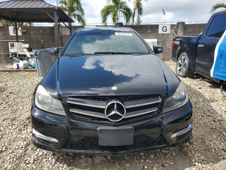 2013 Mercedes-benz C-klasse VIN WDDGJ4HB7DG031810 COPART salvage auction — FRONT END, Fl - Certificate Of Title, sold $500 on 2026-07-31 (photo 5)