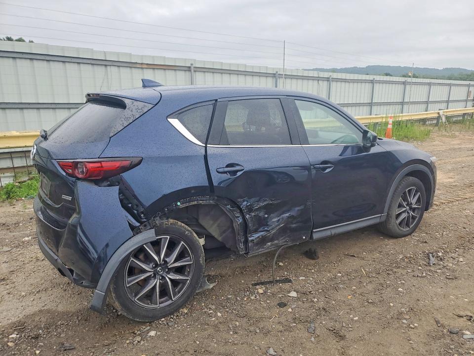 2017 Mazda Cx-5 VIN JM3KFBDL3H0162988 COPART salvage auction — SIDE, VA - CERT OF TITLE - SALVAGE, sold $4,500 on 2026-07-24 (photo 3)