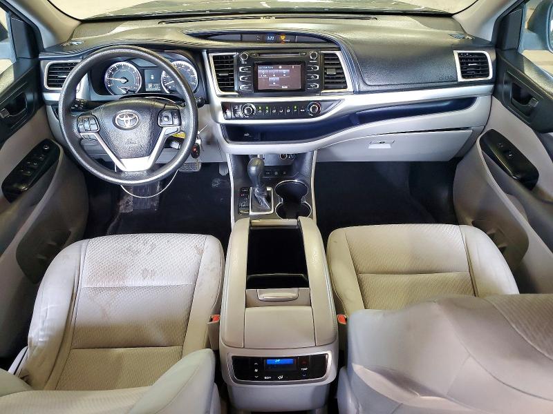 2016 Toyota Highlander VIN 5TDBKRFH2GS269323 COPART salvage auction — MINOR DENT/SCRATCHES, Salvage Title, sold $9,900 on 2026-07-24 (photo 8)