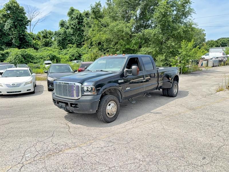 2006 Ford F-350 super duty VIN 1FTWW33P86EA38834 COPART salvage auction — SIDE, Mt - Dealer Only Clean Title (P), sold $2,750 on 2026-07-09 (photo 2)