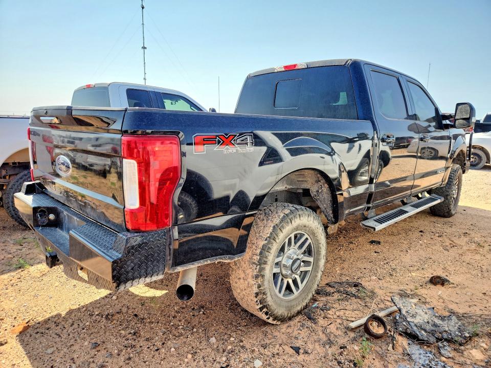 2019 Ford F-250 super duty VIN 1FT7W2BT6KED27069 COPART salvage auction — HAIL, Ok - Certificate Of Title, sold $15,800 on 2026-07-28 (photo 3)