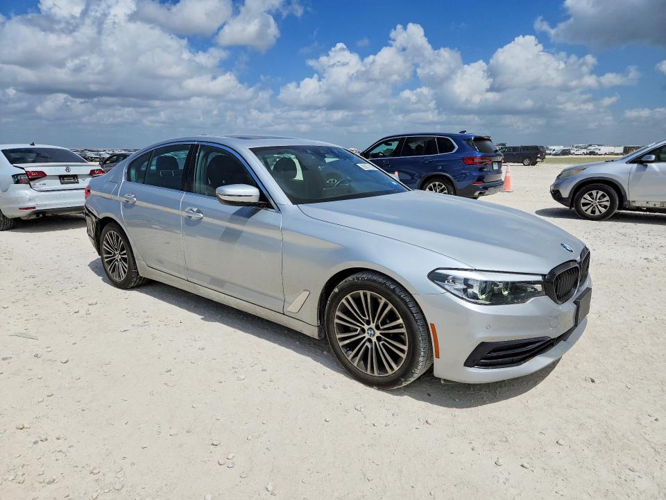 2019 BMW 5er VIN WBAJA5C53KWW07271 COPART salvage auction — REAR END, Tx - Certificate Of Title, sold $11,000 on 2026-08-20 (photo 4)