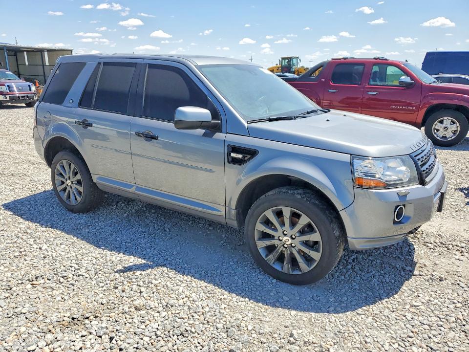 2013 Land rover Lr2 VIN SALFR2BG1DH367320 COPART salvage auction — MECHANICAL, Co - Dis/Dlr/Exp Only Clean Title, sold $375 on 2026-07-28 (photo 4)