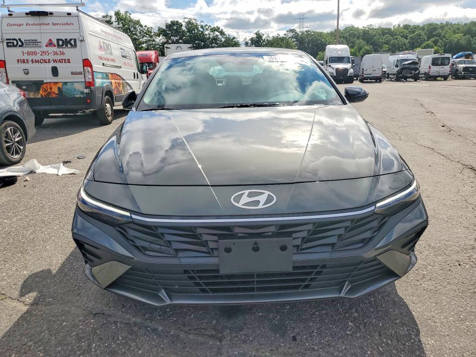 2026 Hyundai Elantra VIN KMHLM4DG4TU210206 COPART salvage auction — SIDE, FL - CERT OF TITLE SLVG REBUILDABLE (P), sold $8,200 on 2026-07-13 (photo 5)