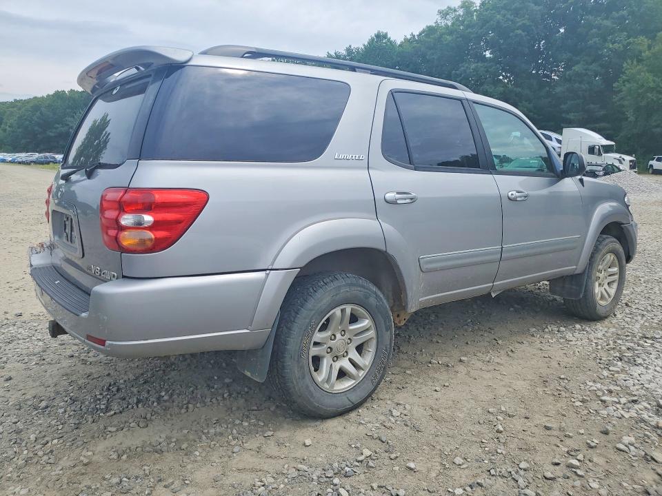 2004 Toyota Sequoia VIN 5TDBT48A54S227790 COPART salvage auction — MINOR DENT/SCRATCHES, MA - CERTIFICATE OF TITLE (P), sold $875 on 2026-07-29 (photo 3)