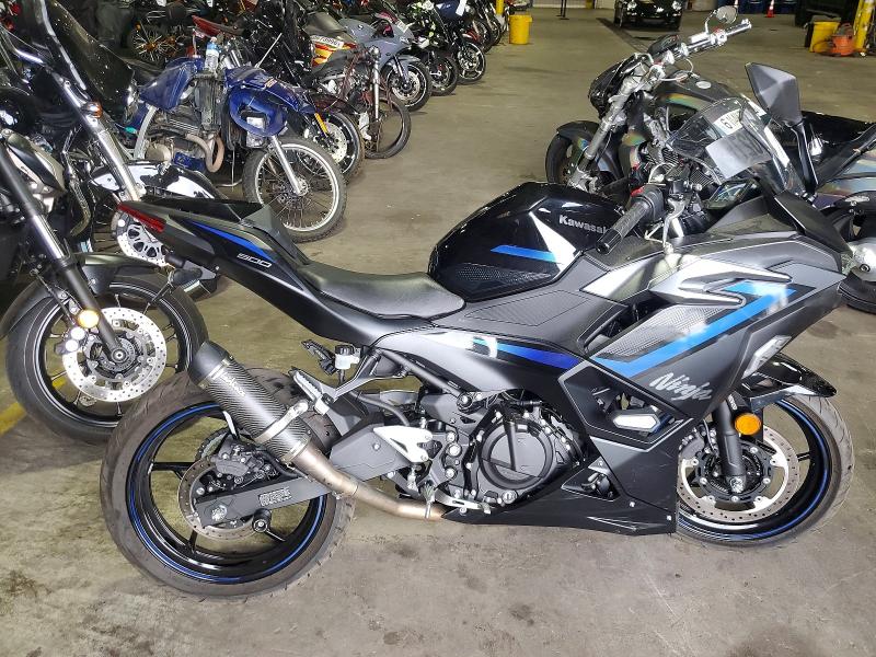 2025 Kawasaki Ex500 VIN ML5EXGJ14SDA41371 COPART salvage auction — FRONT END, Co - Public - Salvage Title, sold $1,250 on 2026-09-10 (photo 1)