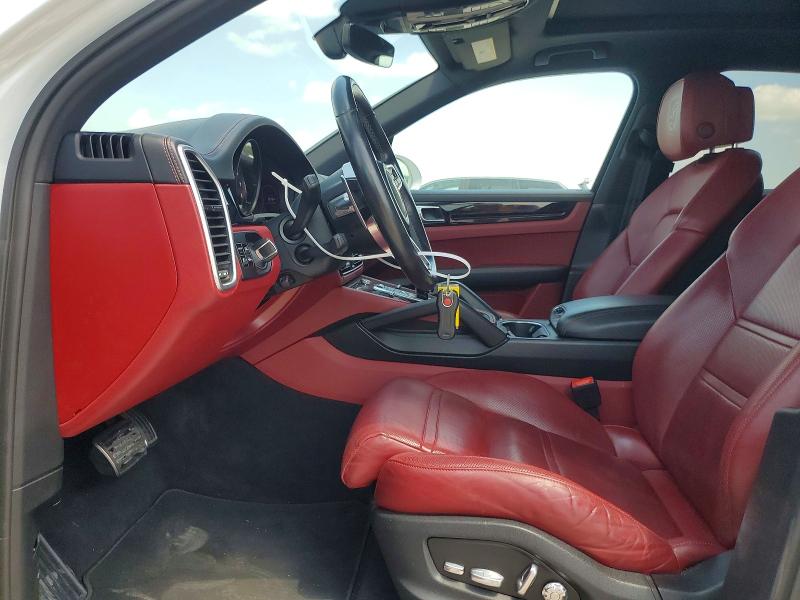 2019 Porsche Cayenne VIN WP1AB2AY1KDA63889 COPART salvage auction — MINOR DENT/SCRATCHES, Salvage Title, sold $21,000 on 2026-08-05 (photo 7)