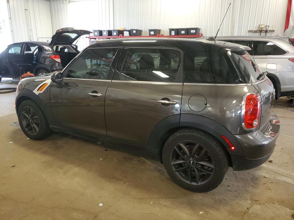 2013 Mini Cooper VIN WMWZB3C56DWM31310 COPART salvage auction — MINOR DENT/SCRATCHES, Ca - Certificate Of Title, sold $1,250 on 2026-07-09 (photo 2)
