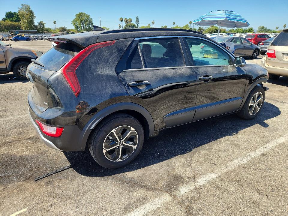 2025 Kia Niro VIN KNDCR3LE4S5272004 COPART salvage auction — FRONT END, Ca - Salvage Certificate, sold $8,000 on 2026-08-18 (photo 3)