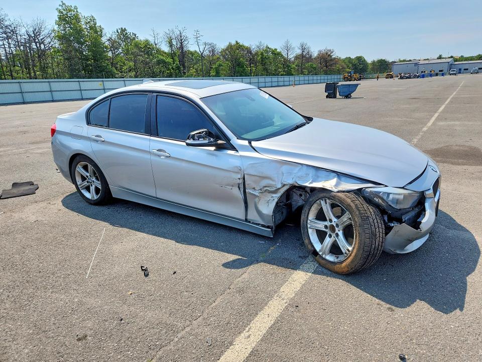 2013 BMW VIN WBA3B3C52DF535864 COPART salvage auction — FRONT END, Ny - Mv-907A Salvage Certificate, sold $80 on 2026-07-22 (photo 4)