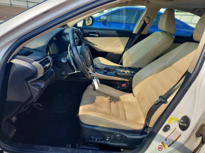 2014 Lexus VIN JTHCF1D23E5012830 COPART salvage auction — MINOR DENT/SCRATCHES, Mn - Certificate Of Title, sold $5,200 on 2026-07-07 (photo 7)