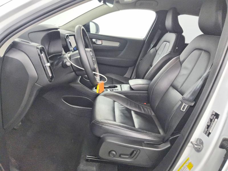 2024 Volvo Xc40 VIN YV4L12UK2R2211653 COPART salvage auction — FRONT END, CA - CERTIFICATE OF TITLE, sold $14,100 on 2026-08-04 (photo 7)