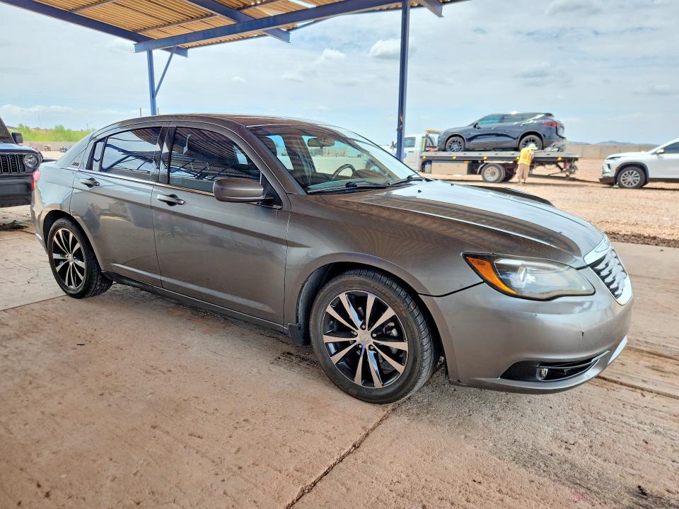 2012 Chrysler 200 VIN 1C3CCBBG8CN297041 COPART salvage auction — FRONT END, Az - Cert Of Title - Salvage, sold $825 on 2026-08-18 (photo 4)