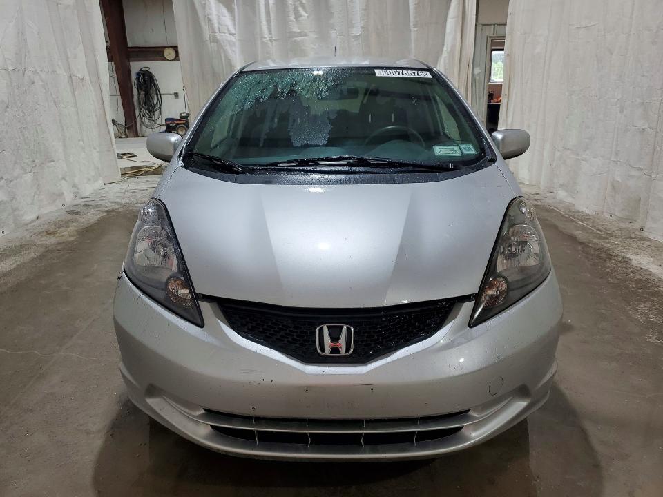 2013 Honda Fit VIN JHMGE8H34DC007906 COPART salvage auction — NORMAL WEAR, NY - CERTIFICATE OF TITLE (P), sold $4,150 on 2026-07-28 (photo 5)