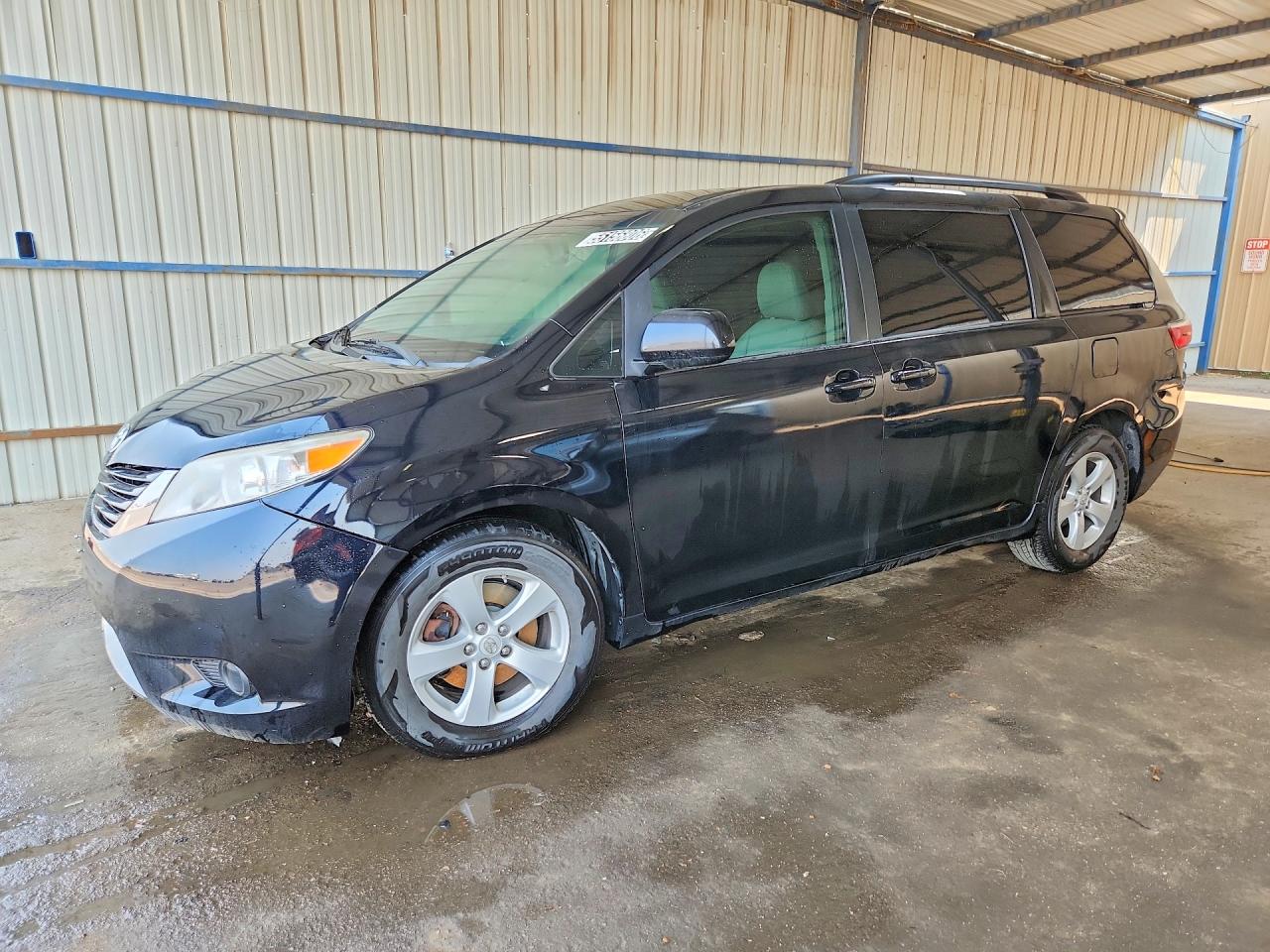 2017 Toyota Sienna VIN 5TDKZ3DC9HS844468 COPART salvage auction — Minor Dent/Scratches, CO - CERTIFICATE OF TITLE, sold $8,300 on 2026-07-09 (photo 1)