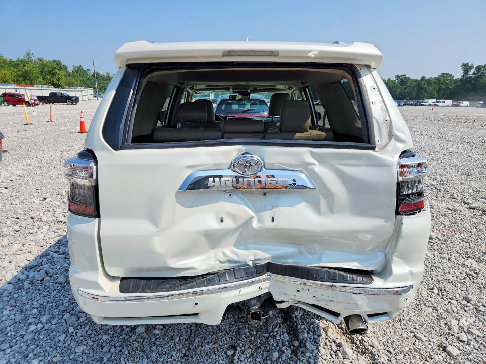 2020 Toyota 4runner VIN JTEBU5JR8L5823477 COPART salvage auction — REAR END, OH - CERT OF TITLE-SALVAGE, sold $11,800 on 2026-07-28 (photo 6)