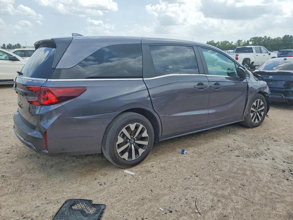 2025 Honda Odyssey VIN 5FNRL6H63SB089948 COPART salvage auction — FRONT END, Nc - Salvage Certificate Of Title, sold $7,800 on 2026-07-28 (photo 3)