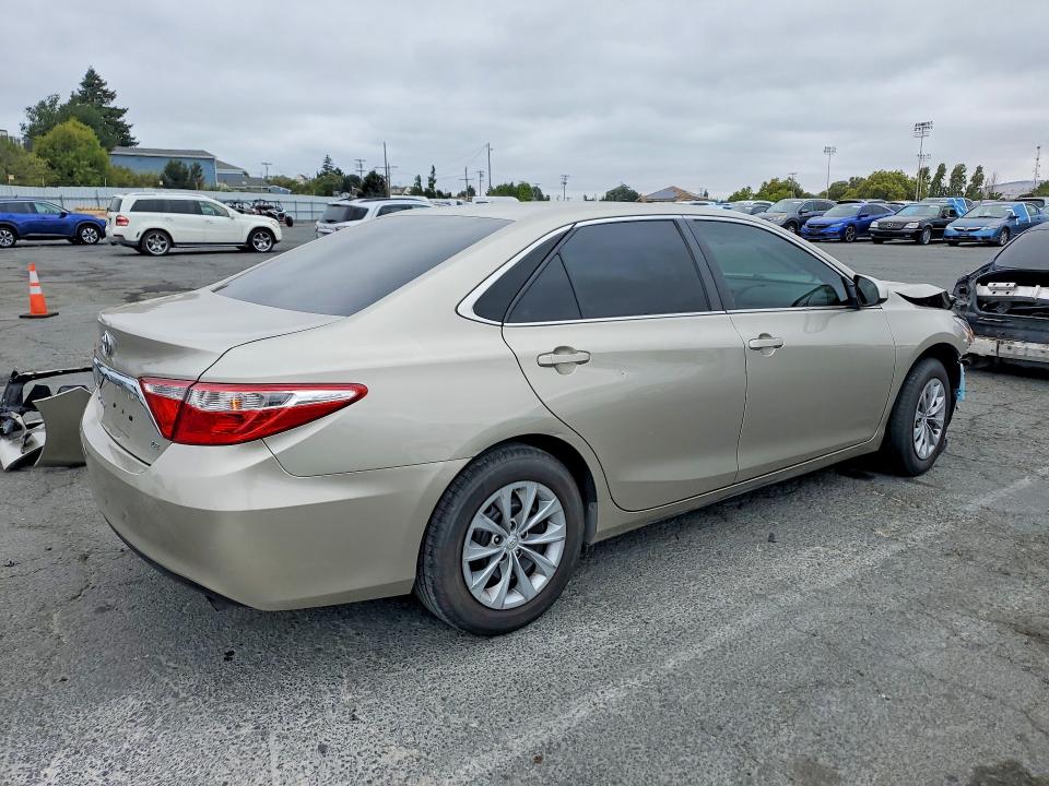 2017 Toyota Camry VIN 4T1BF1FK9HU386083 COPART salvage auction — FRONT END, Salvage Title, sold $1,000 on 2026-07-31 (photo 3)
