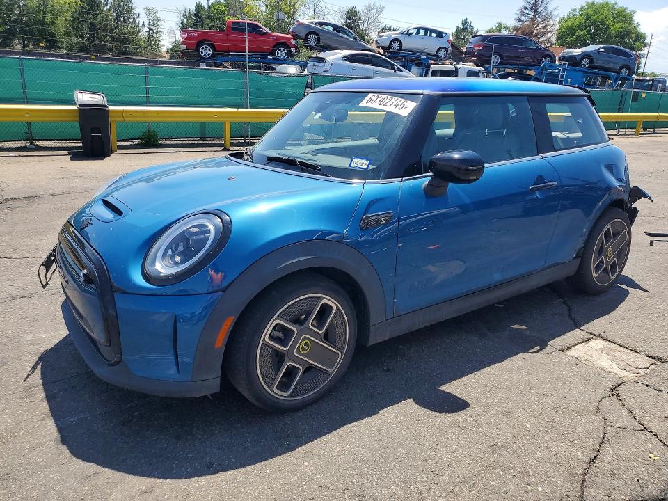 2022 Mini Cooper VIN WMW13DJ03N2P63088 COPART salvage auction — REAR END, Az - Cert Of Title - Salvage, sold $4,000 on 2026-08-11 (photo 1)