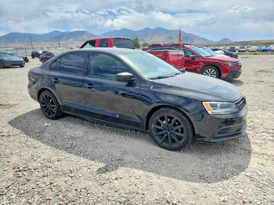 2016 Volkswagen Jetta VIN 3VW167AJXGM338044 COPART salvage auction — MECHANICAL, Salvage Title, sold $500 on 2026-07-31 (photo 4)
