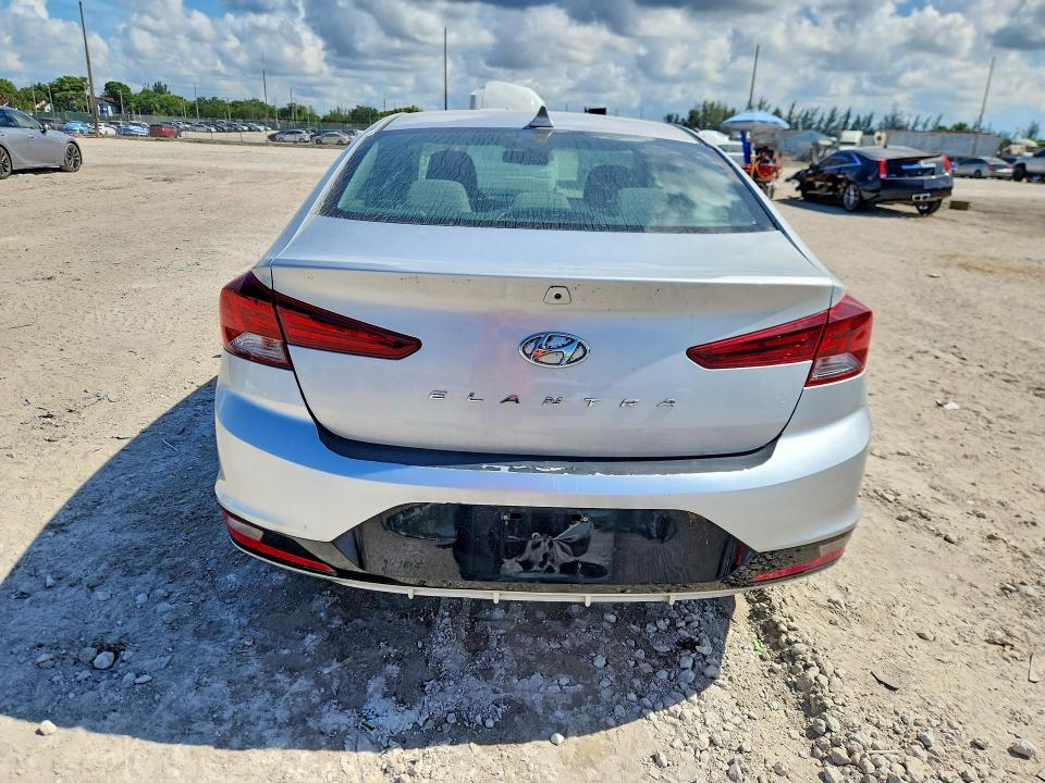 2019 Hyundai Elantra VIN KMHD84LF1KU738978 COPART salvage auction — MINOR DENT/SCRATCHES, Fl - Certificate Of Title, sold $2,550 on 2026-07-07 (photo 6)