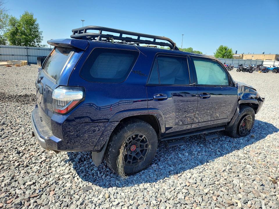 2022 Toyota 4runner VIN JTERU5JR3N6076429 COPART salvage auction — FRONT END, Wi - Cert Of Title-Claim Paid, sold $11,700 on 2026-07-20 (photo 3)