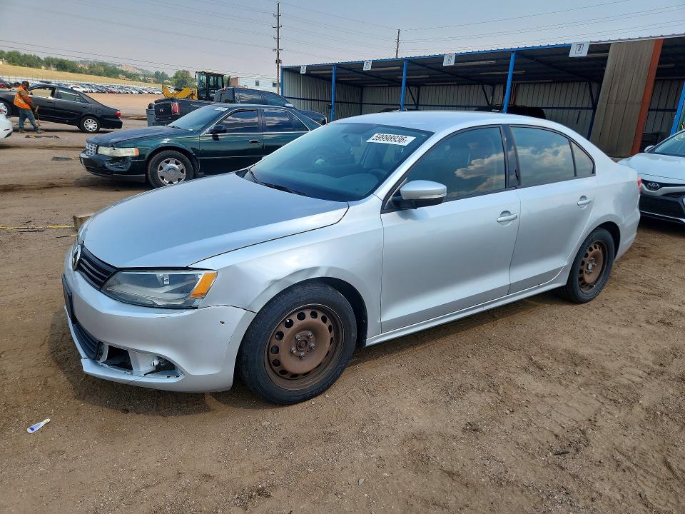 2014 Volkswagen Jetta VIN 3VWD17AJ2EM266085 COPART salvage auction — FRONT END, Co - Dis/Dlr/Exp Only Clean Title, sold $1,100 on 2026-07-22 (photo 1)