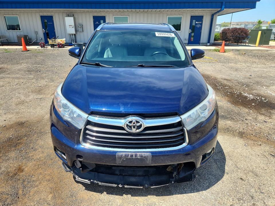 2016 Toyota VIN 5TDJKRFH3GS232289 COPART salvage auction — FRONT END, WI - CERTIFICATE OF TITLE, sold $1,700 on 2026-07-28 (photo 5)