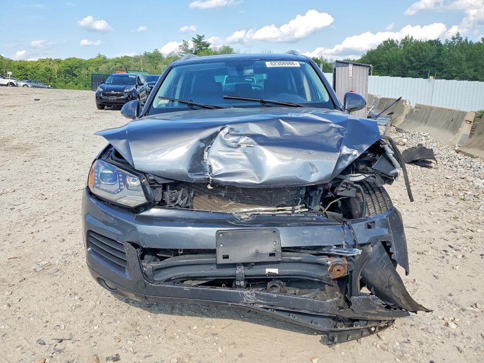 2011 Volkswagen Touareg VIN WVGFF9BP6BD004505 COPART salvage auction — FRONT END, Ma - Cert Of Title-Reconstrctd Coll, sold $450 on 2026-08-12 (photo 5)