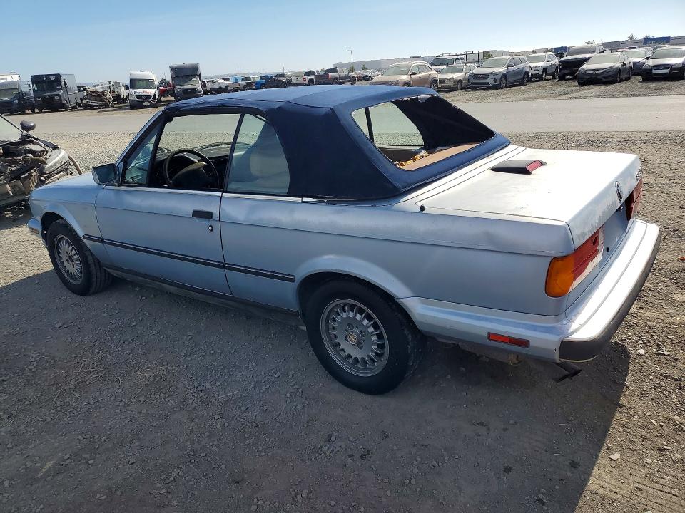 1991 BMW 3er VIN WBABB2317MEC24751 COPART salvage auction — MINOR DENT/SCRATCHES, Ca - Dis/Dlr/Exp Only Clean Title (P), sold $1,950 on 2026-07-17 (photo 2)