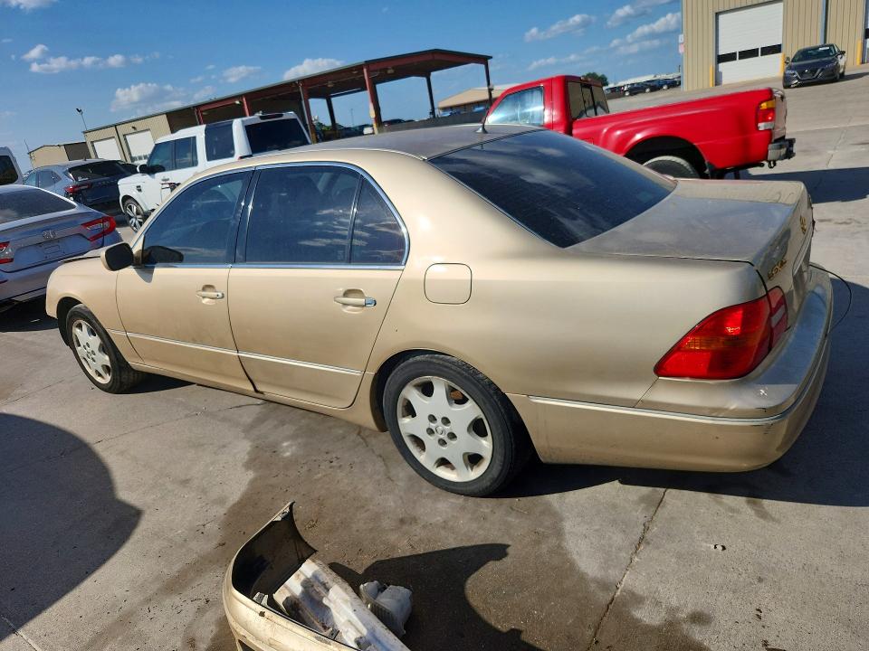 2001 Lexus Ls 430 VIN JTHBN30F410005878 COPART salvage auction — FRONT END, TX - SALVAGE VEHICLE TITLE (P), sold $250 on 2026-07-16 (photo 2)