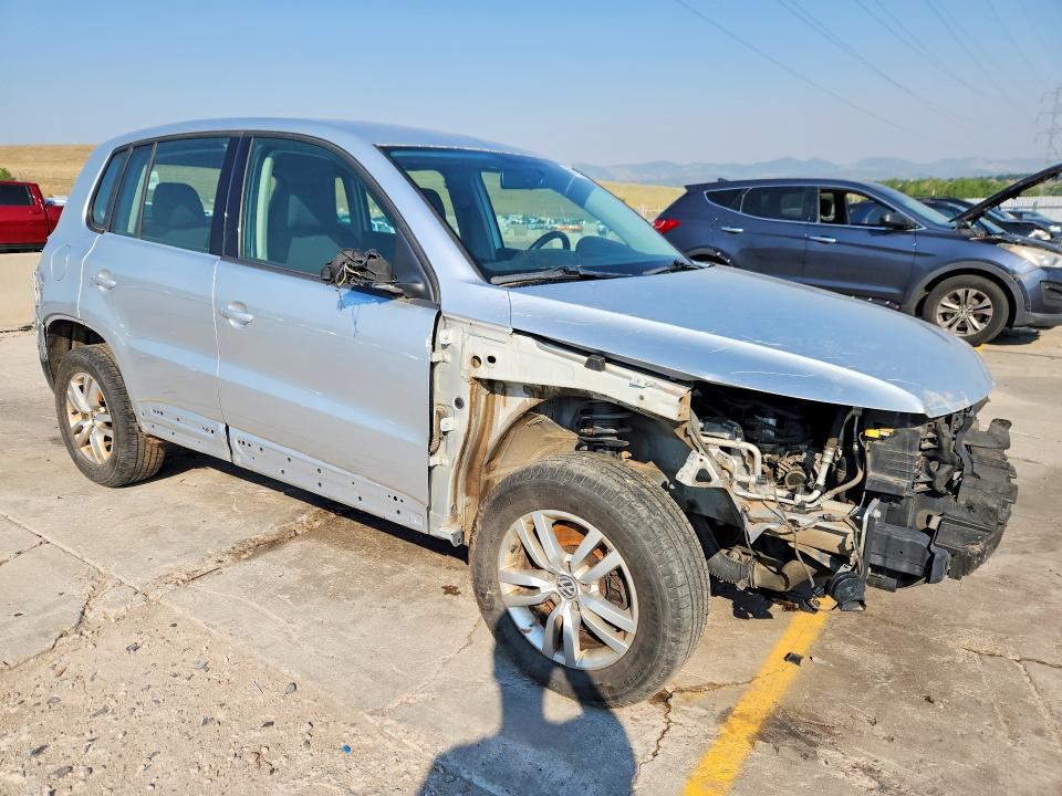 2013 Volkswagen Tiguan VIN WVGBV7AX9DW551136 COPART salvage auction — FRONT END, Co - Public - Salvage Title, sold $1,100 on 2026-07-08 (photo 4)