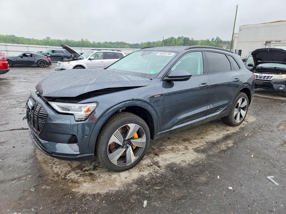 2022 Audi E-tron VIN WA1LAAGEXNB005293 — COPART salvage auction photo