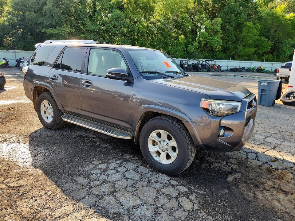 2015 Toyota 4runner VIN JTEZU5JR0F5105943 COPART salvage auction — MINOR DENT/SCRATCHES, La - Cert Of Title-Salvage, sold $5,600 on 2026-07-23 (photo 4)