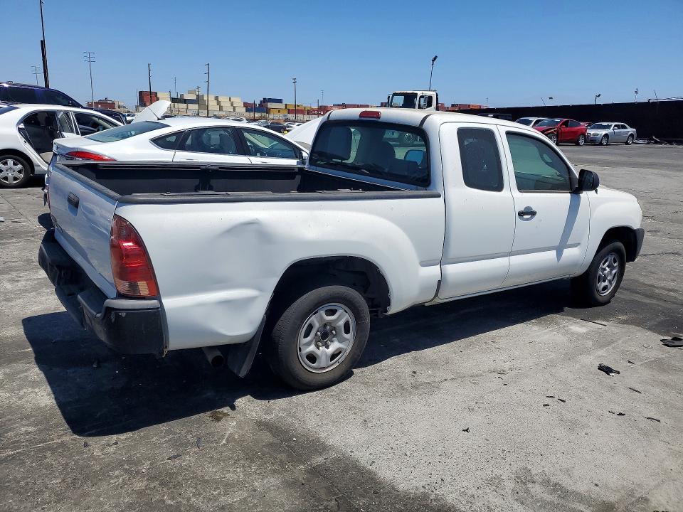 2014 Toyota Tacoma VIN 5TFTX4CN9EX041510 COPART salvage auction — REAR END, Ca - Dis/Dlr/Exp App For Dup Clean, sold $2,800 on 2026-07-29 (photo 3)