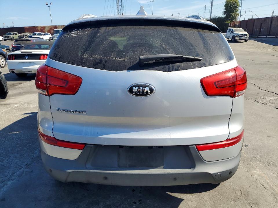 2014 Kia Sportage VIN KNDPB3AC2E7616929 COPART salvage auction — NORMAL WEAR, Ca - Dis/Dlr/Exp Only Clean Title, sold $1,150 on 2026-07-29 (photo 6)